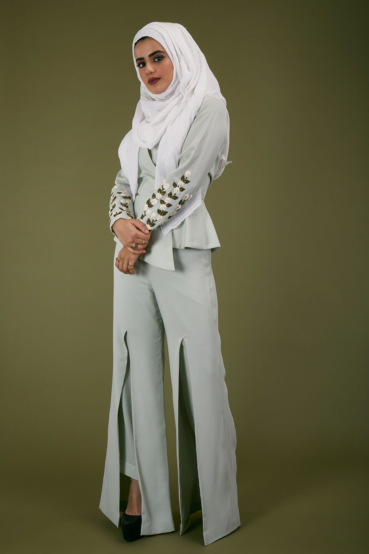 PASTEL GREEN EMBROIDERED SUIT SET