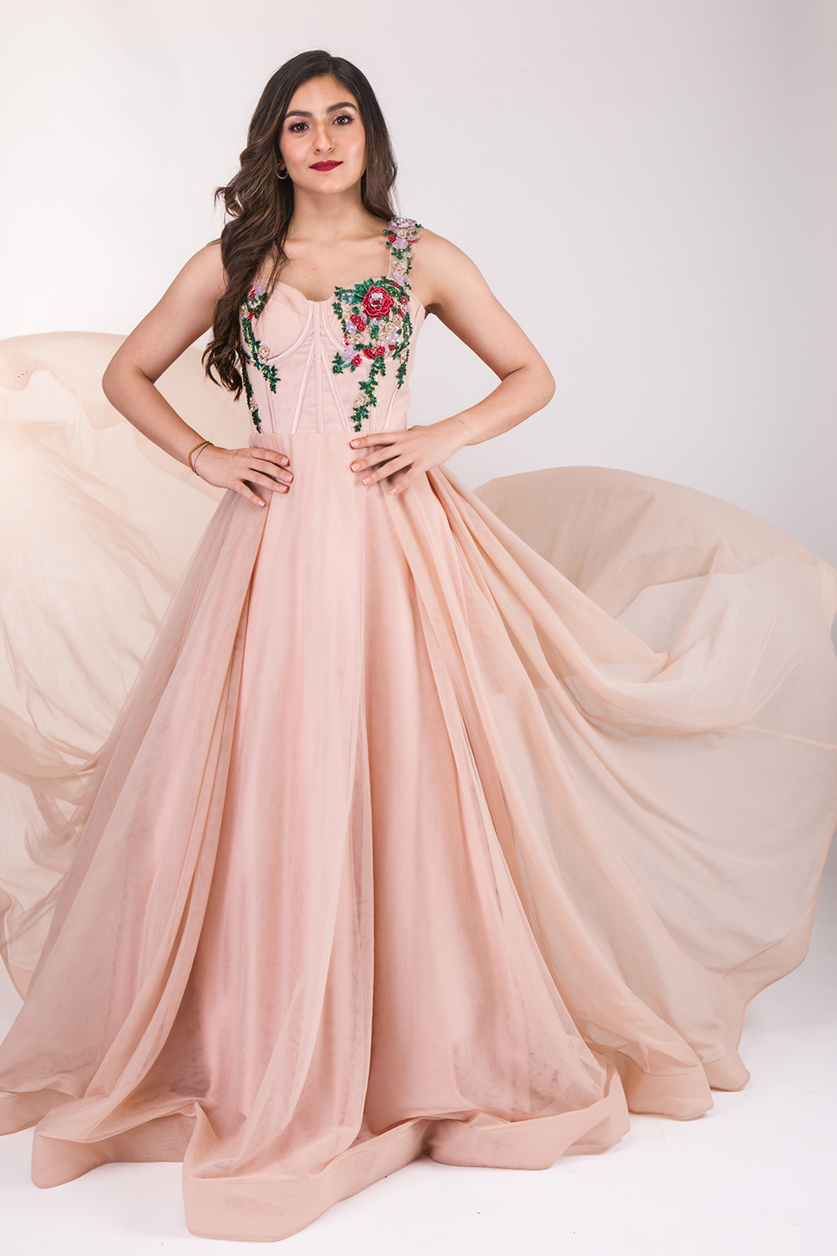 PEACH GOWN - Image 5